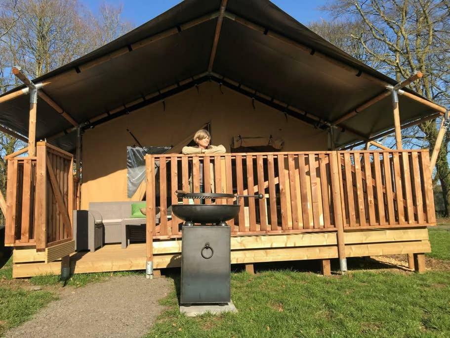 Lapwing Safari Tent Cheltenham Buitenkant foto
